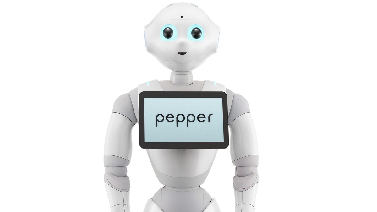 Робот Pepper - рядовой сотрудник центров мобильной связи в Японии